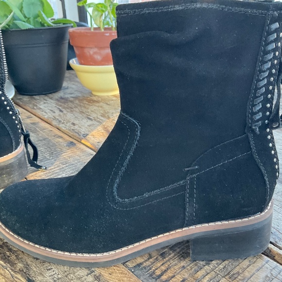 Lucca black suede boots,6 1/2. - Picture 10 of 16